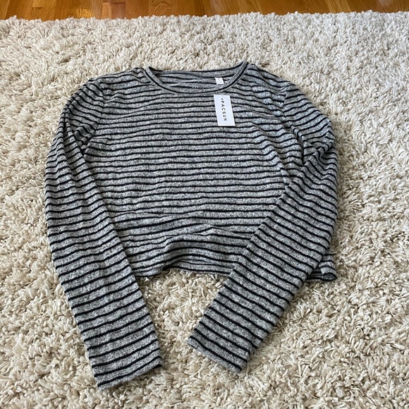 Long sleeve tshirt - Picture 1 of 3